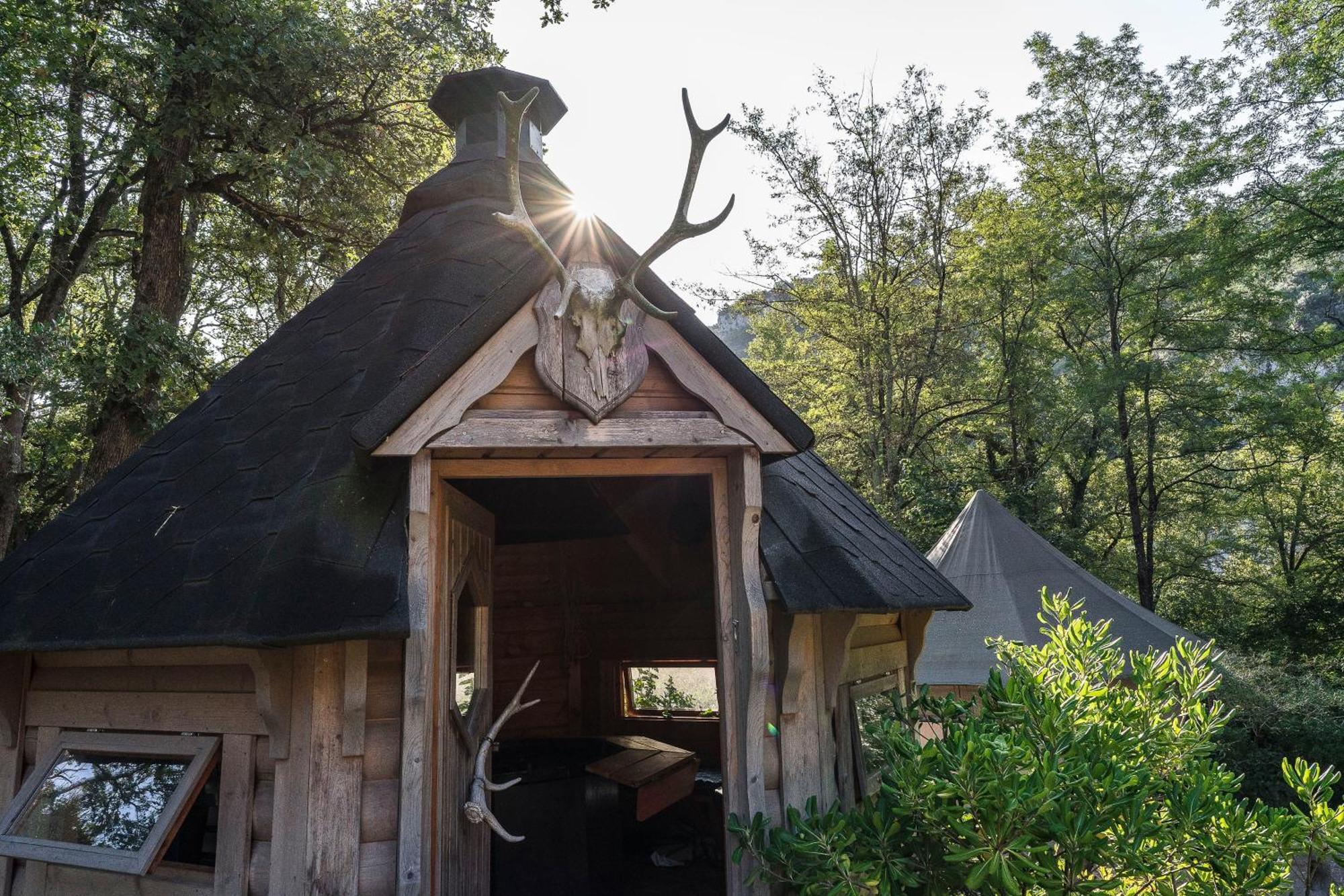 Prehistoric Lodge - Adult Only Vallon-Pont-d'Arc Exterior photo