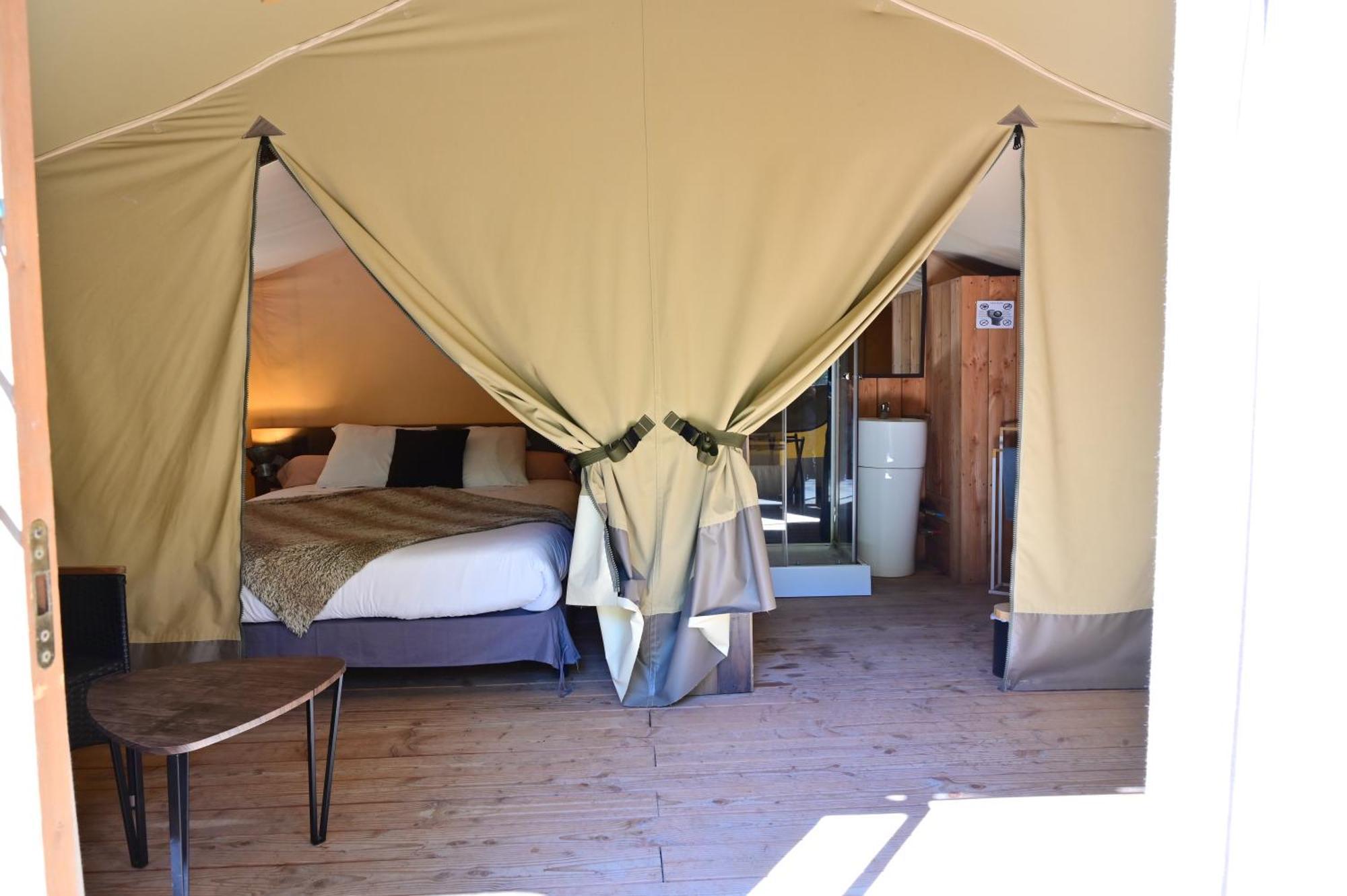 Prehistoric Lodge - Adult Only Vallon-Pont-d'Arc Exterior photo